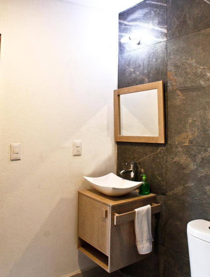 Suites Ciento 37 León Exteriér fotografie