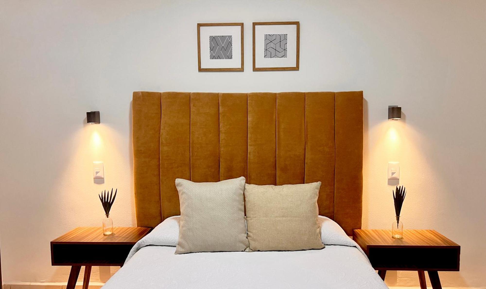 Suites Ciento 37 León Exteriér fotografie