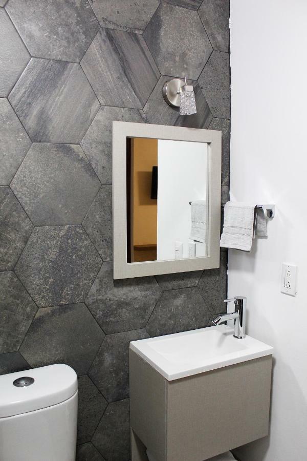Suites Ciento 37 León Exteriér fotografie