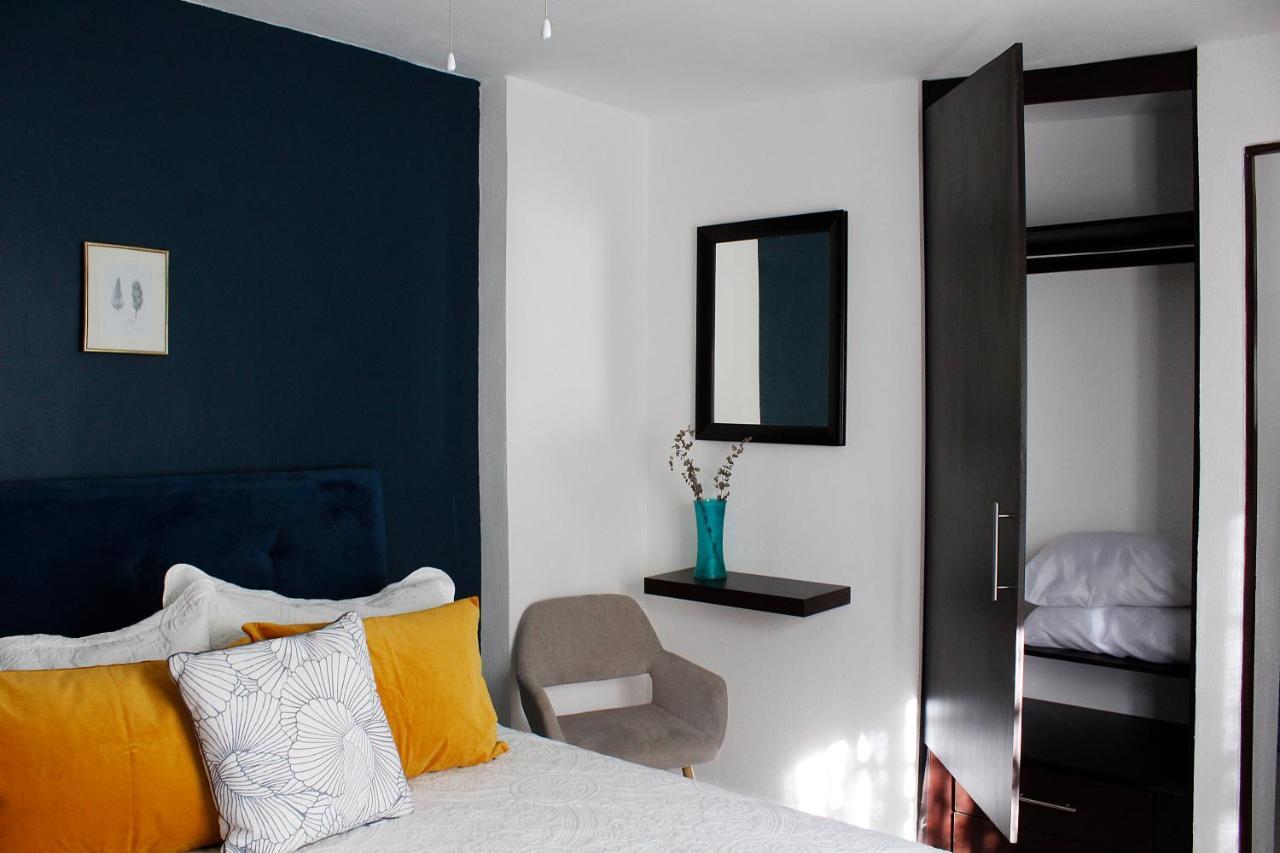 Suites Ciento 37 León Exteriér fotografie
