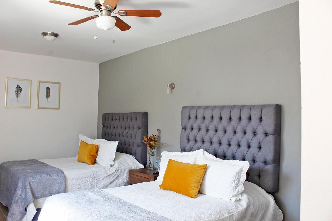 Suites Ciento 37 León Exteriér fotografie